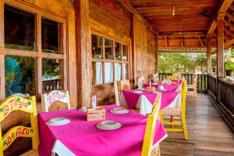 Zirahuen Forest And Resort image