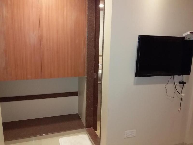 Hotel Sai Palace Express