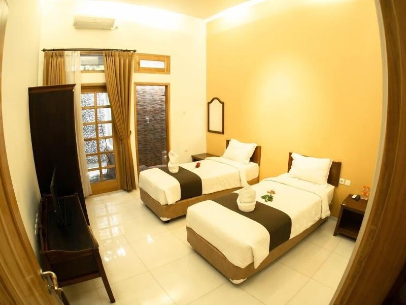 Helena Guest House image