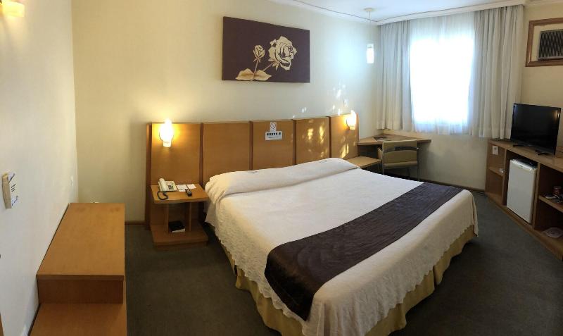 Barbur Plaza Hotel image