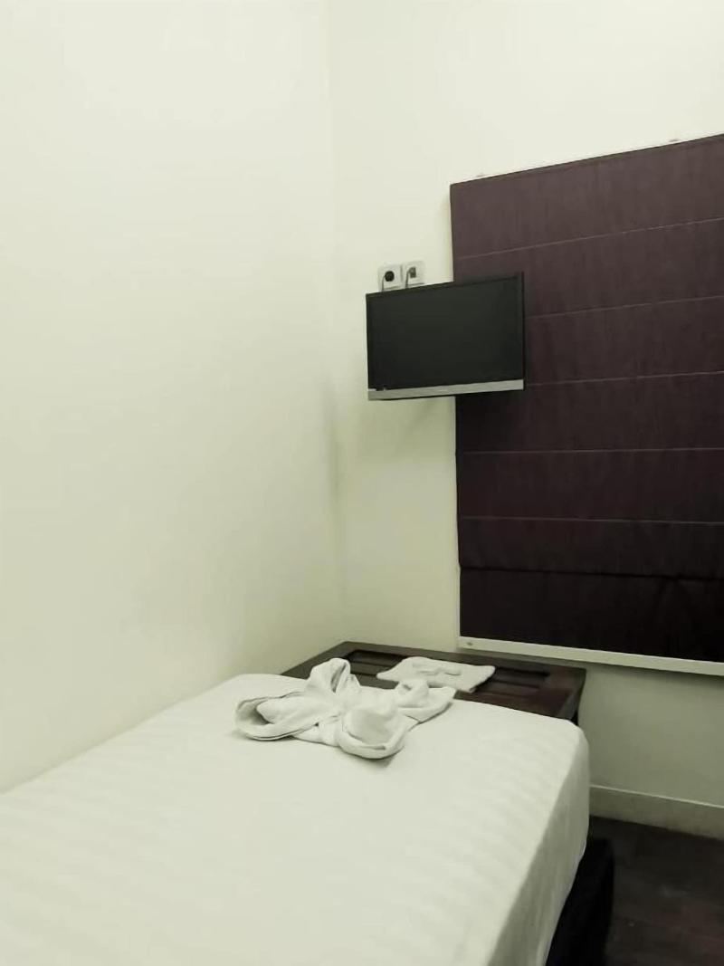 Omahqu Guest House image