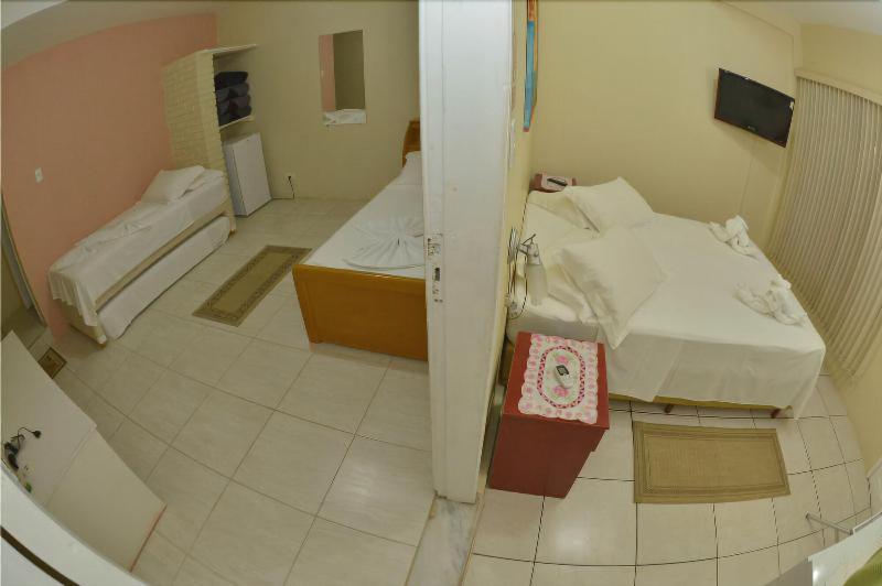 Hotel Balneário Itapocoroi image