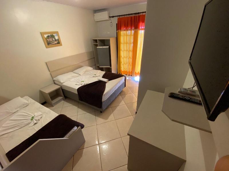 Hotel Panorâmico image
