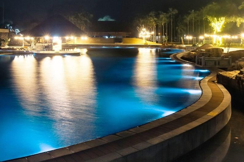 Thung Nham Hotel & Resort image