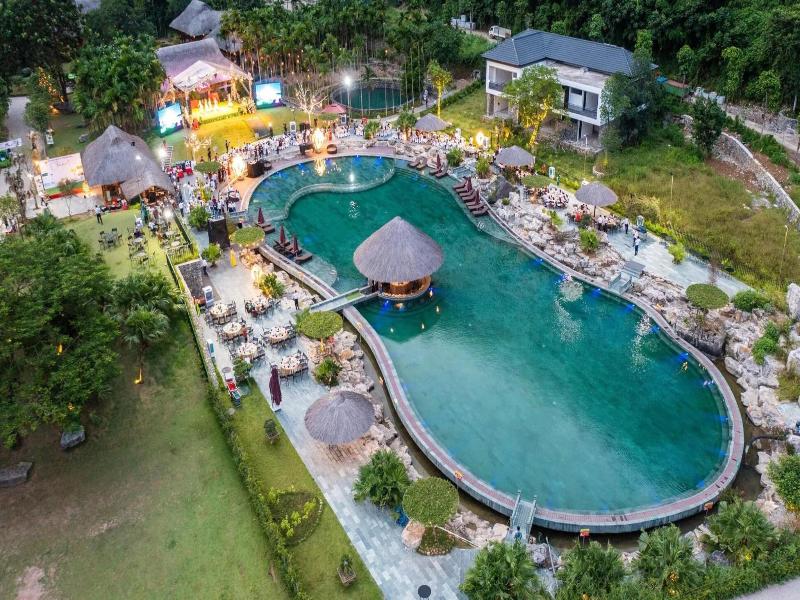 Thung Nham Hotel & Resort image