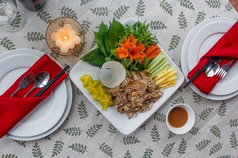 Thung Nham Hotel & Resort image
