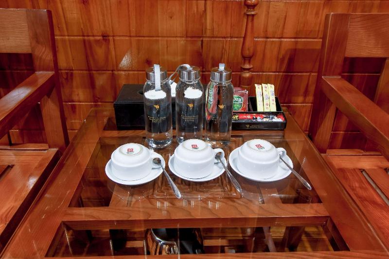 Thung Nham Hotel & Resort image