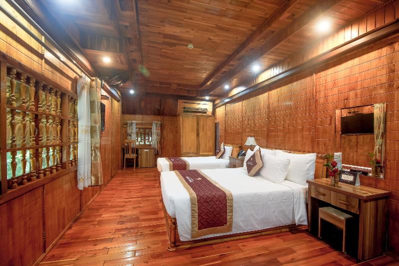 Thung Nham Hotel & Resort image