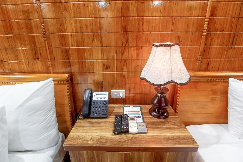 Thung Nham Hotel & Resort image