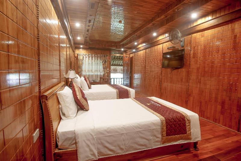 Thung Nham Hotel & Resort image