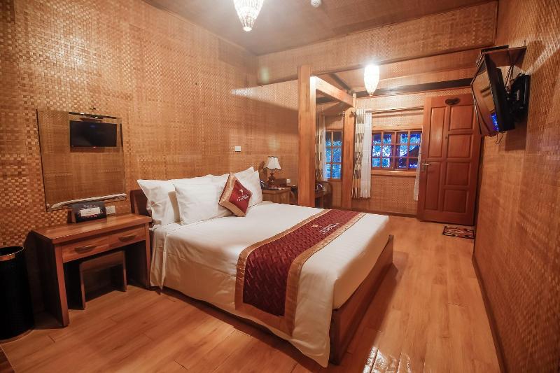 Thung Nham Hotel & Resort image