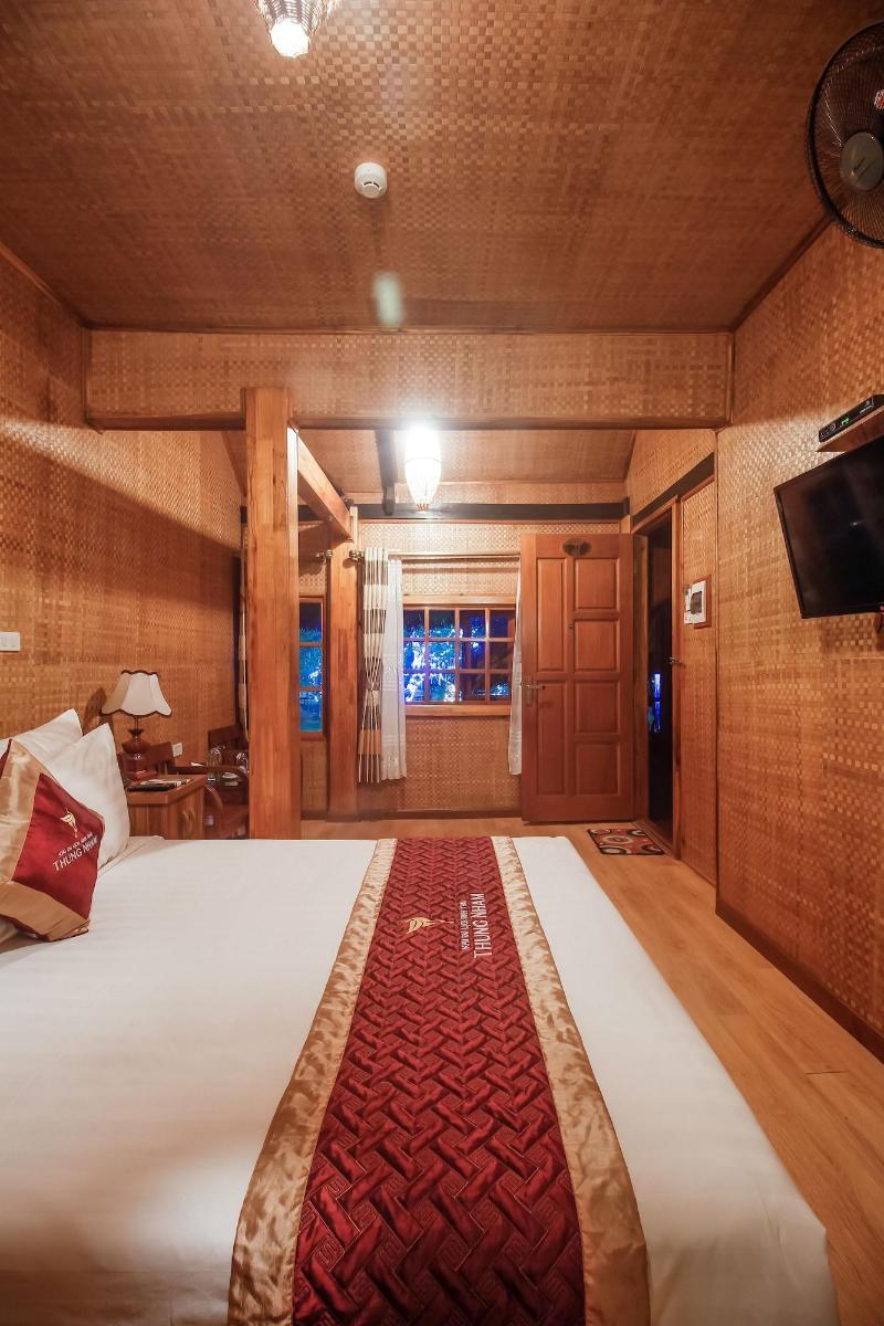 Thung Nham Hotel & Resort image