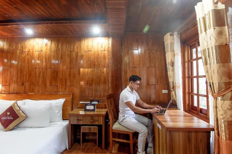 Thung Nham Hotel & Resort image