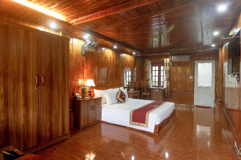 Thung Nham Hotel & Resort image