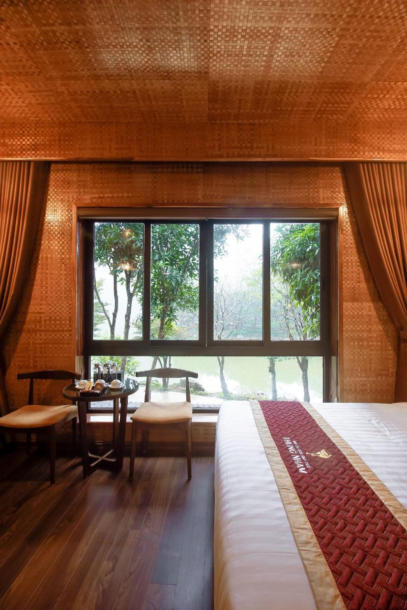 Thung Nham Hotel & Resort image