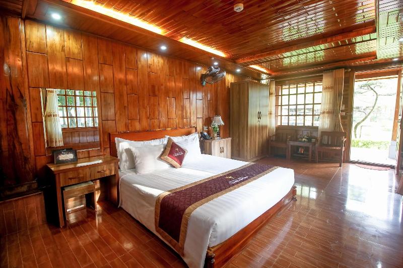 Thung Nham Hotel & Resort image