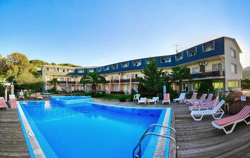 Waterloo Hotel — main photo