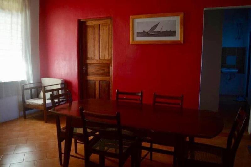 Barabara House image