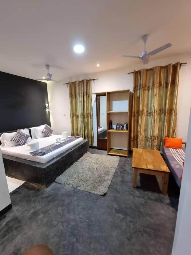 Barabara House image