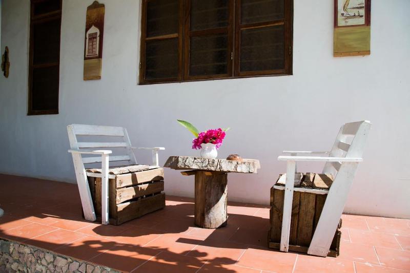 Barabara House image