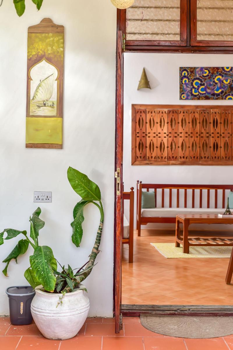 Barabara House image