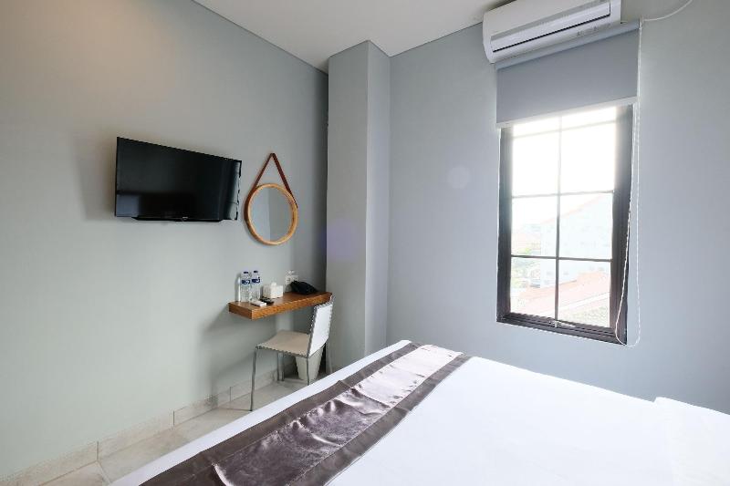 Lopi Hotel image