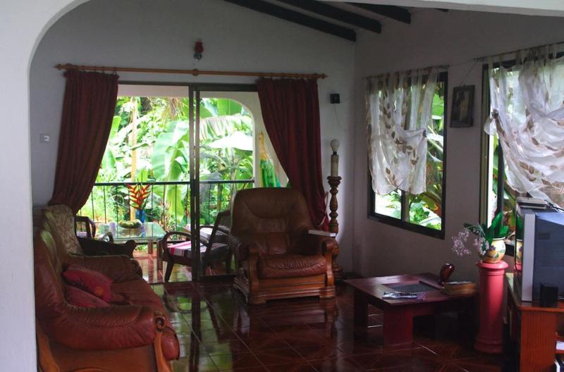 Papaya Guesthouse image