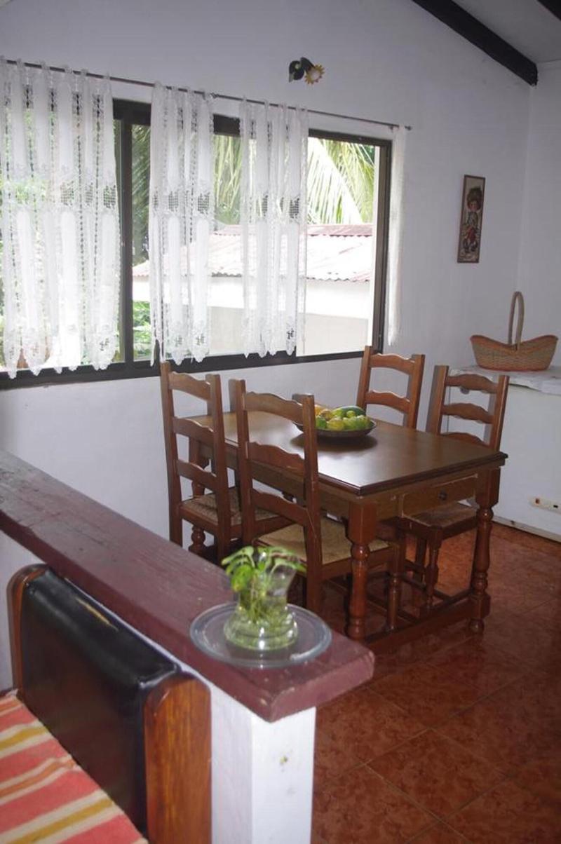 Papaya Guesthouse image