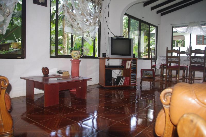 Papaya Guesthouse image