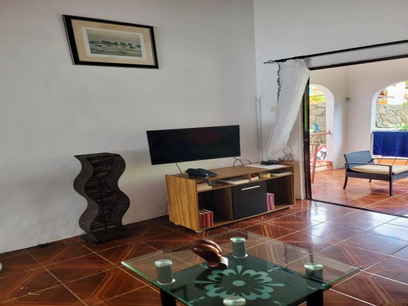 Papaya Guesthouse image