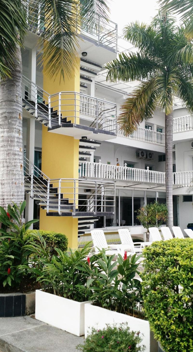 Hotel Manantial image