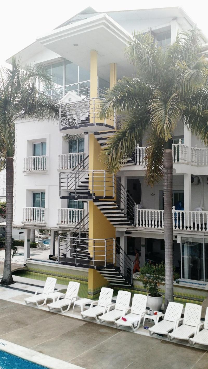 Hotel Manantial image
