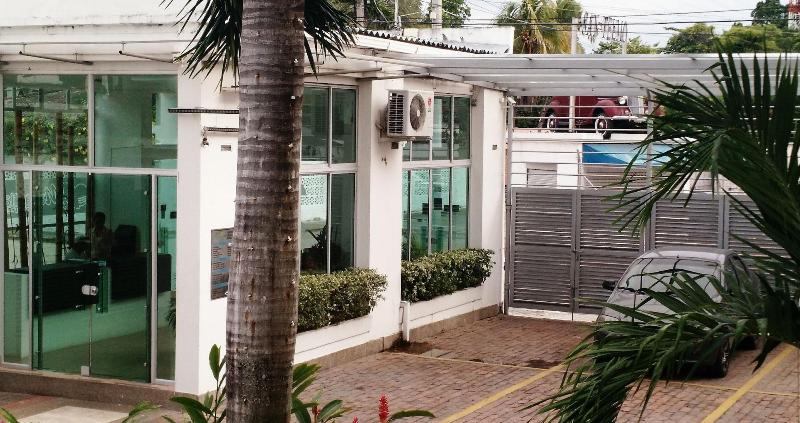 Hotel Manantial image