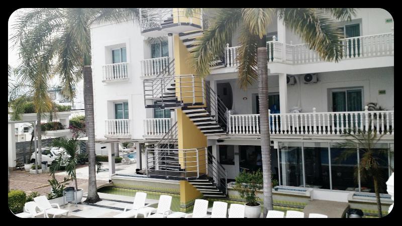 Hotel Manantial image