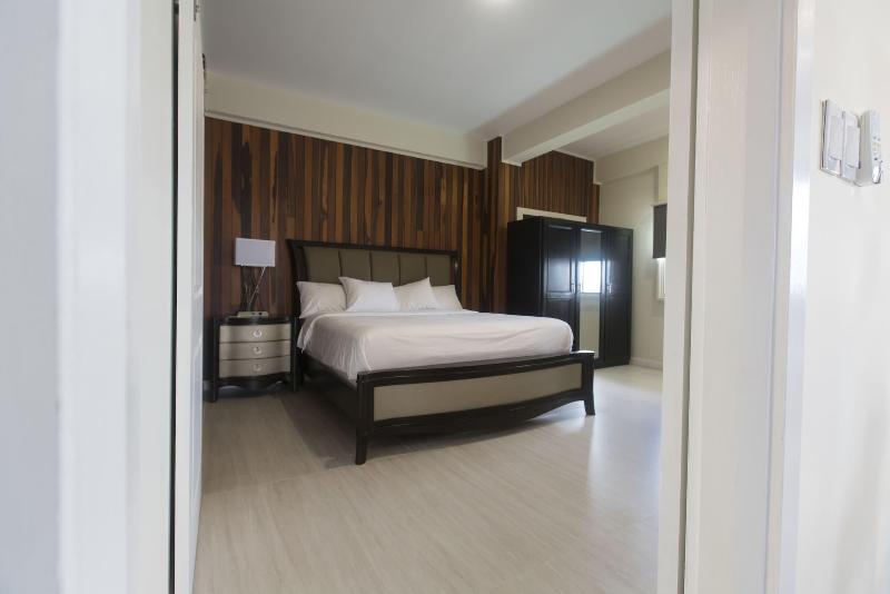 King's Hotel & Residences image