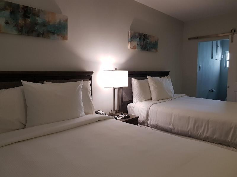 King's Hotel & Residences image
