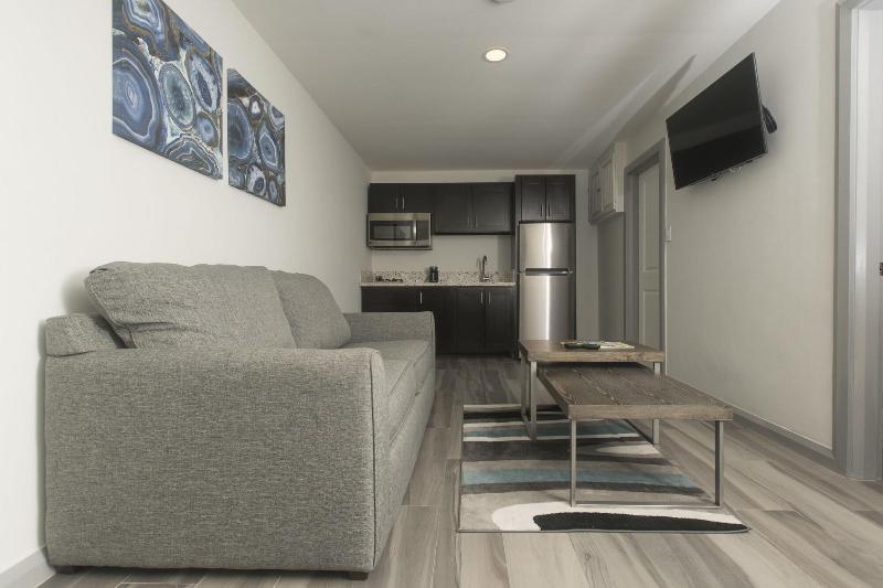 King's Hotel & Residences image