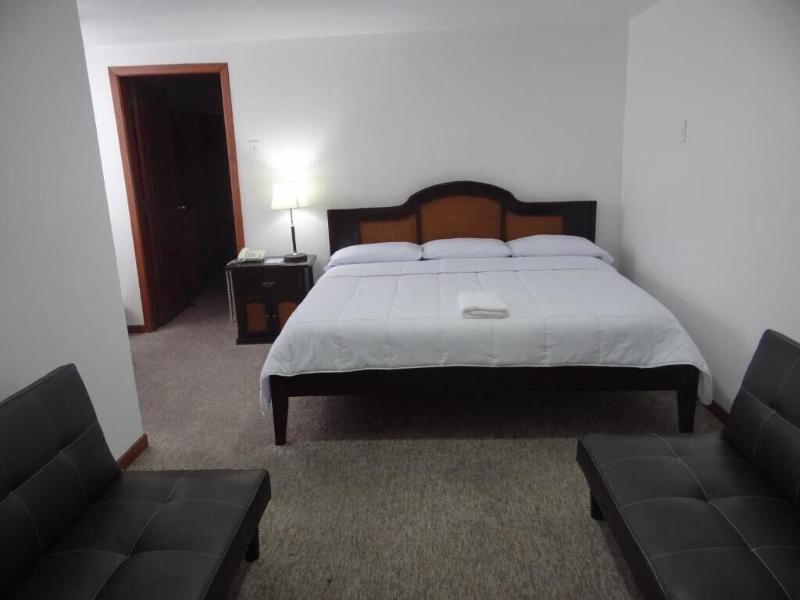 Hotel Altura image