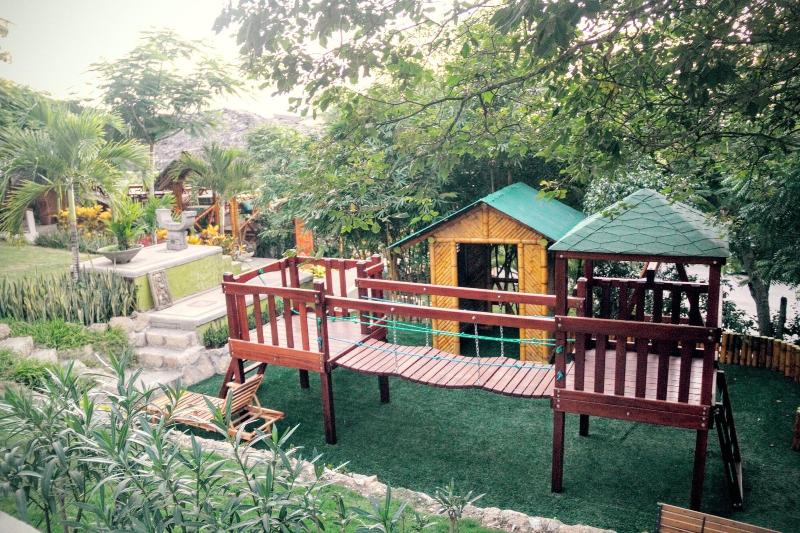 Nativa Bambu Ecolodge