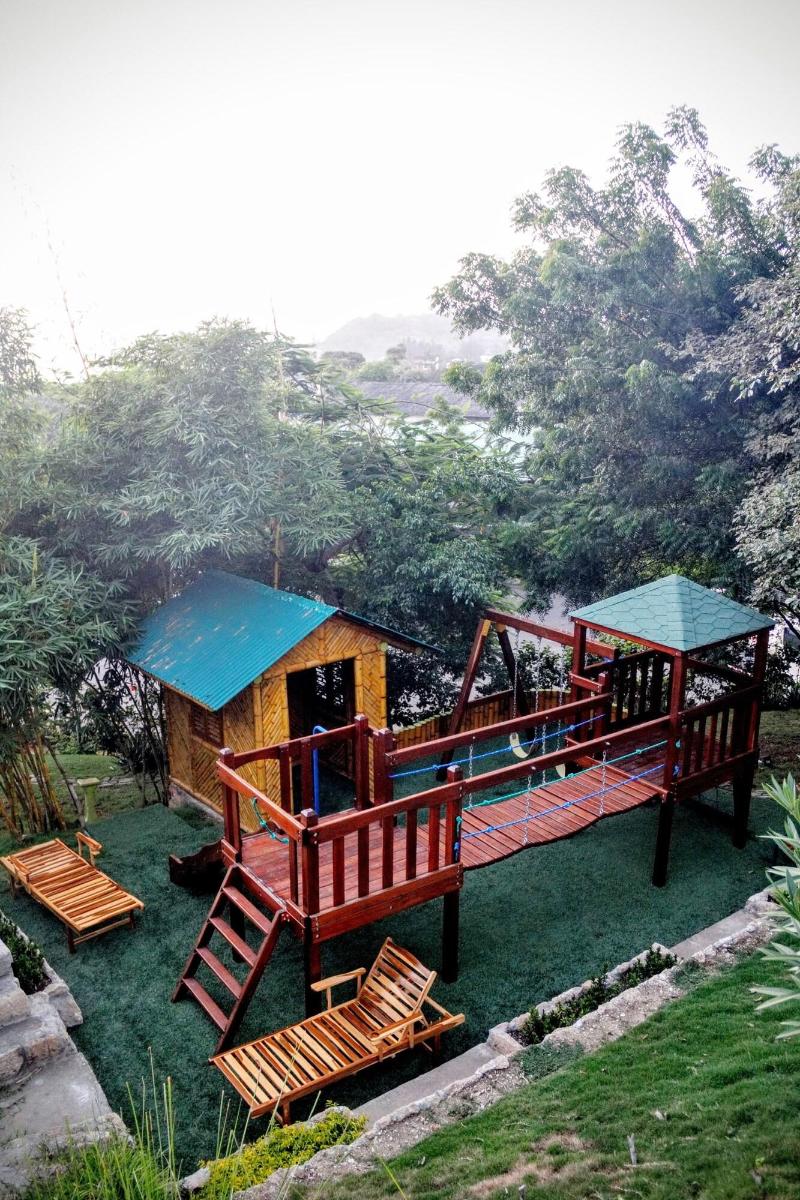 Nativa Bambu Ecolodge