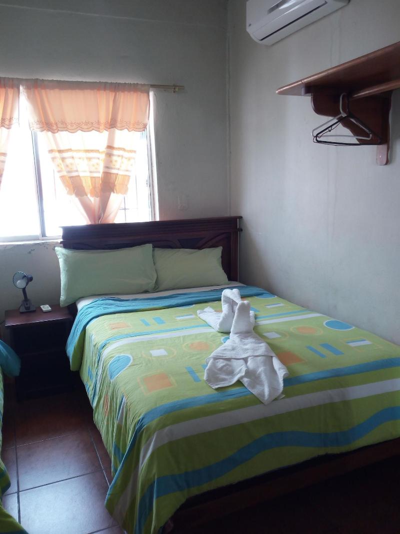 Hostal Miconia image