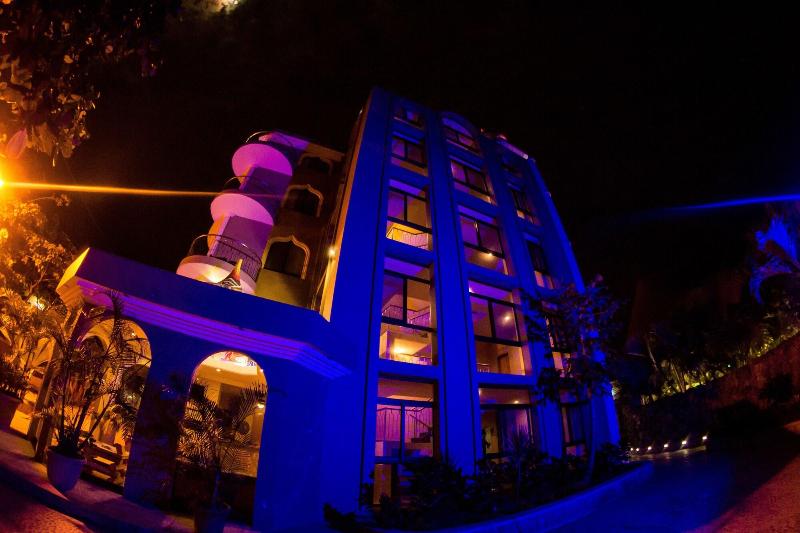 Dharma Beach Hotel — general view