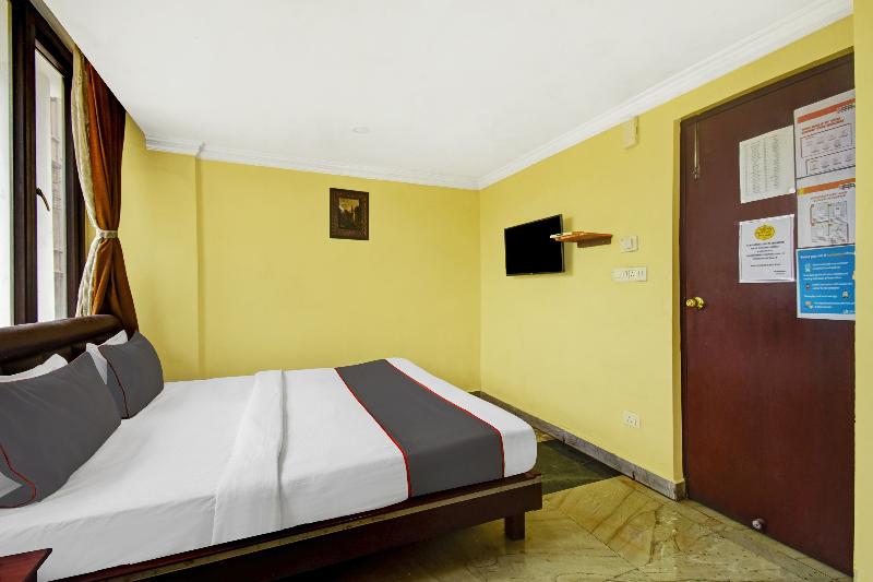 Collection O 82828 Hotel Raj Palace