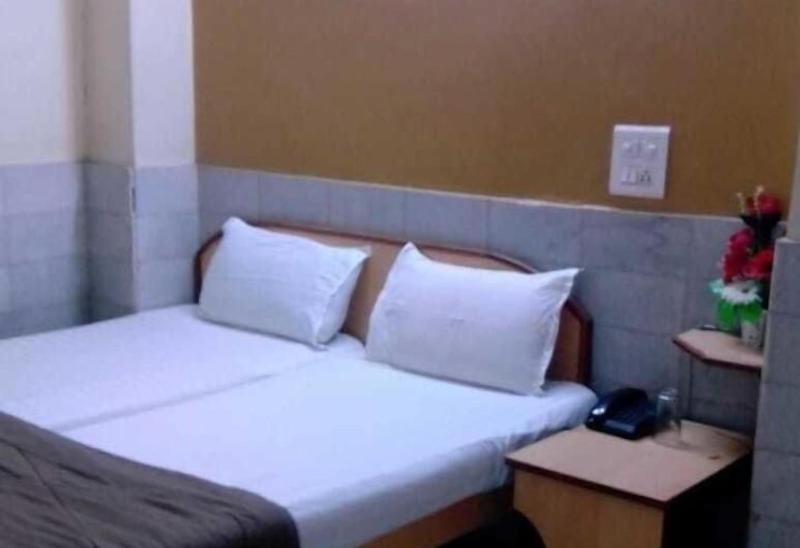 Hotel Suvidha image