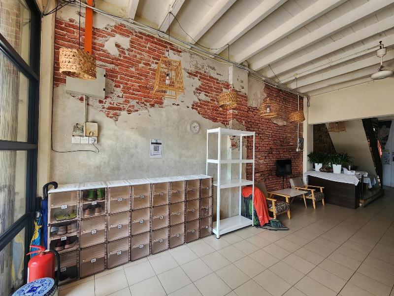 Dou Houz - Hostel image