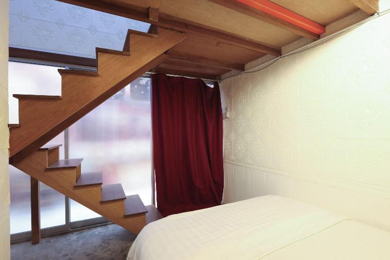Dou Houz - Hostel image