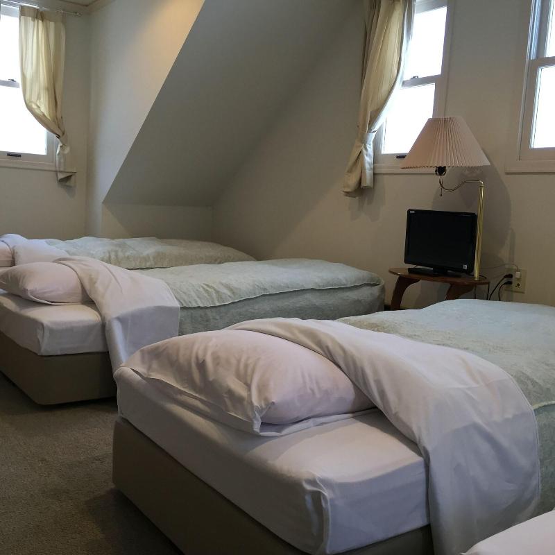 Guest House Bunk image