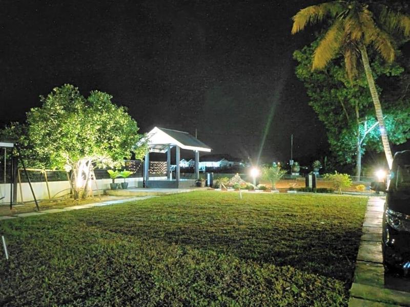 Aleesa Roomstay