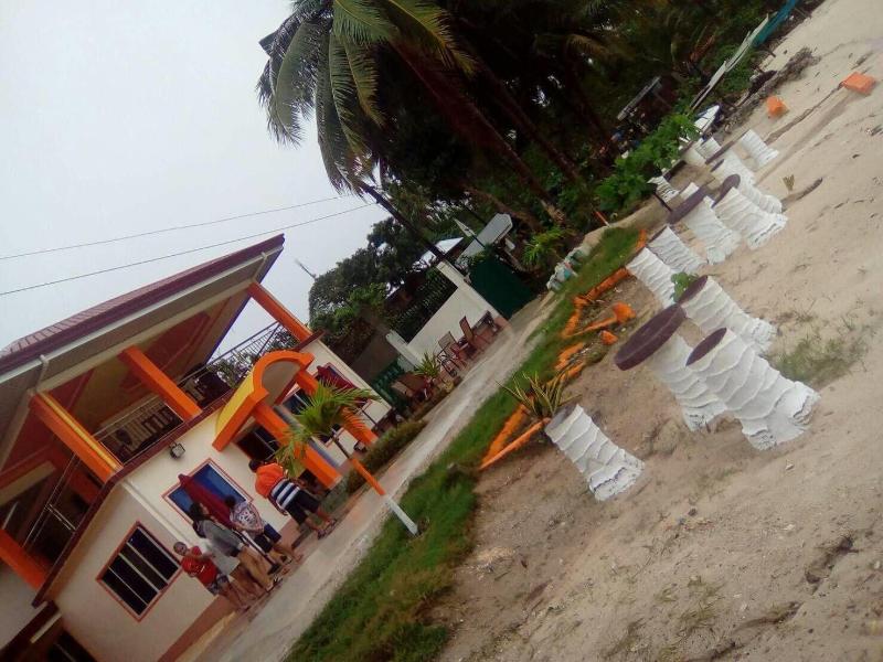 Aizawa Beach Resort 4