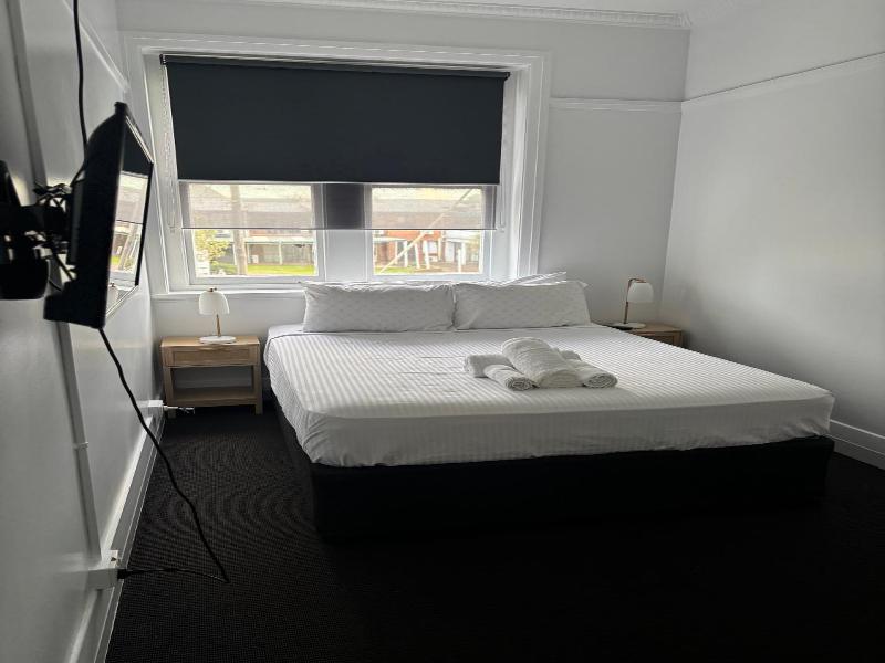 Boatrowers Hotel Stockton image